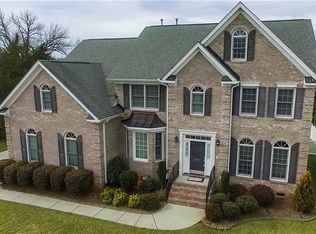 2711 Edenridge Dr, High Point, NC 27265