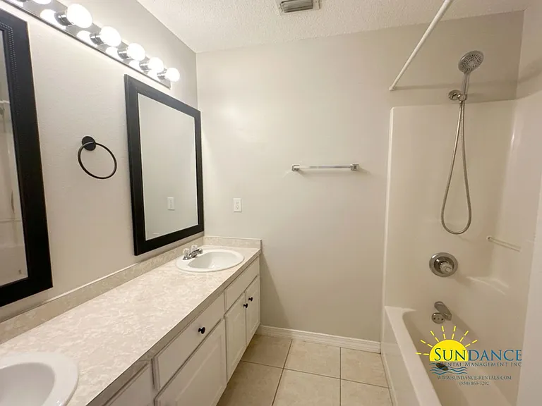 27 E Lane Dr — Photo 10