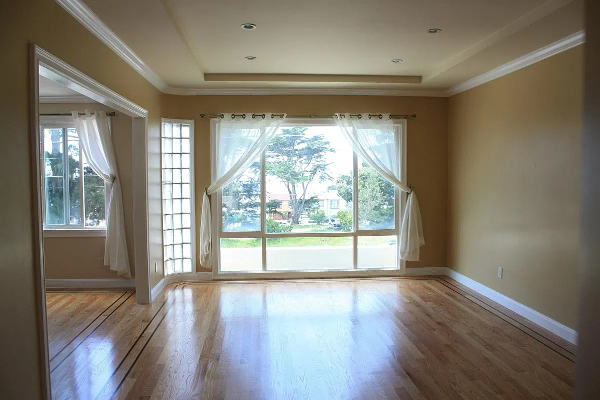 3 bed, 1375 sqft, $4,750 — Photo 4