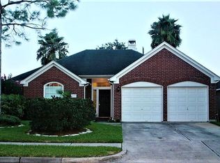 3706 Glenhill Dr, Pearland, TX 77584