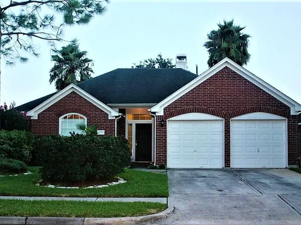3706 Glenhill Dr, Pearland, TX 77584