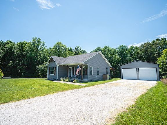3rd image of 971 Hadley Loop Rd