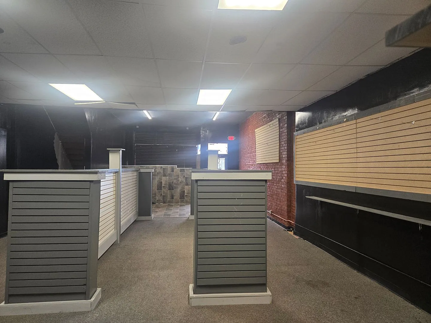 958-960 N 27th St. - 3 Units + 1 Commercial — Photo 4