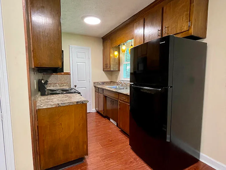 3804 Brandywine Dr — Photo 8