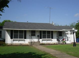 909 N Magnolia Ave, Hubbard, TX 76648