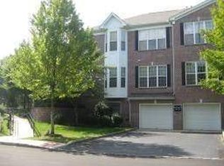 1014 Four Seasons Dr #1014, Wayne, NJ 07470