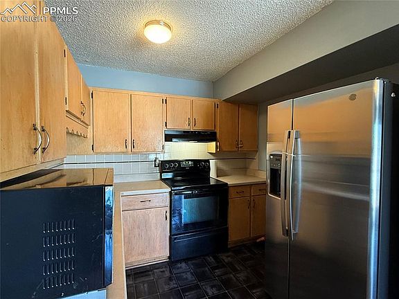 5th image of 3003 E Fountain Blvd