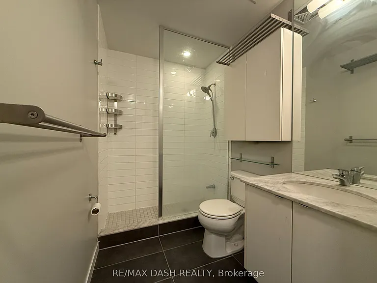 55 E Liberty St #918 — Photo 22