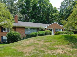 3538 Brymoor Rd SW, Roanoke, VA 24018