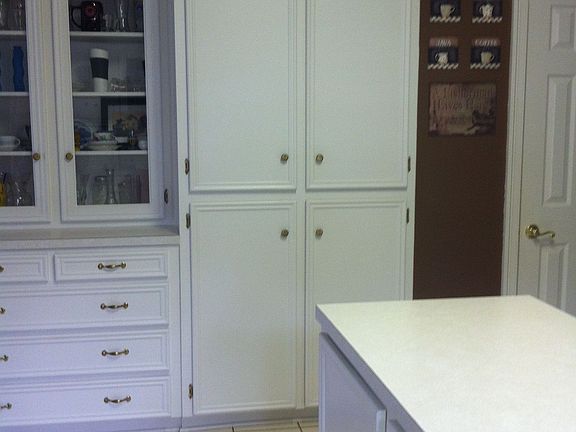2nd image of 709 Ashland St