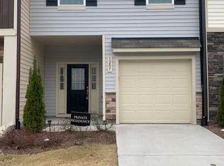 1207 Scholar Dr, Durham, NC 27703