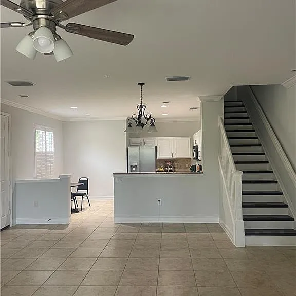 884 Hampton Cir #159 — Photo 9