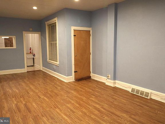 3rd image of 4239 Westminster Ave