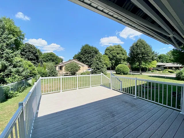 843 Driftwood Rd — Photo 27