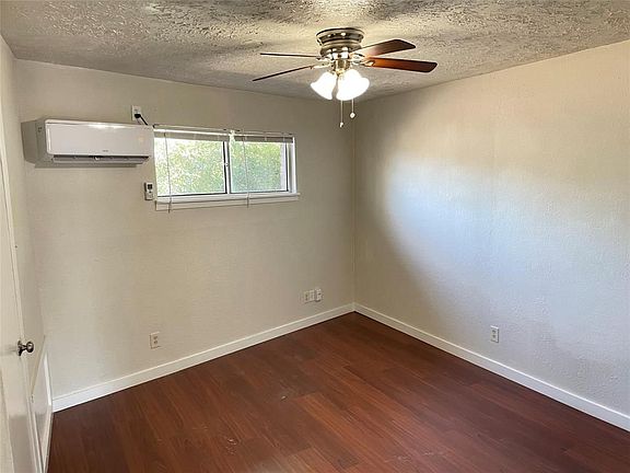 4th image of 1815 Isabella St #11