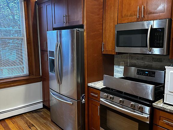 4th image of 2112 New York Ave #1
