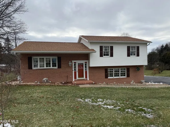 118 Sarah Dr, Altoona, PA 16601