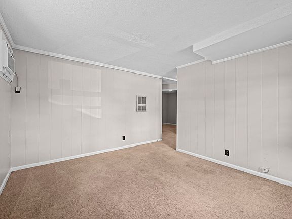 3rd image of 1908 Batts Ln #4