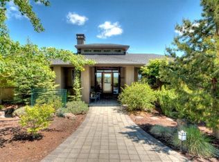 885 NW Chelsea Loop, Bend, OR 97703