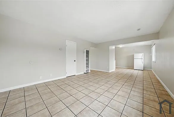 7123 Holly St #C — Photo 8