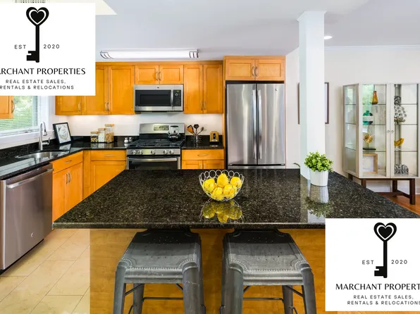 114 Sherman Rd, Chestnut Hill, MA 02467