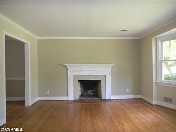 5th image of 2635 Thurloe Dr