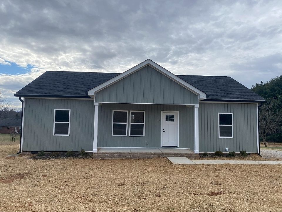 1st image of 115 Heath Ln