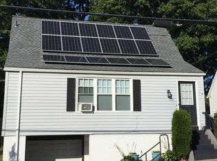 1131 Smith St, Providence, RI 02908