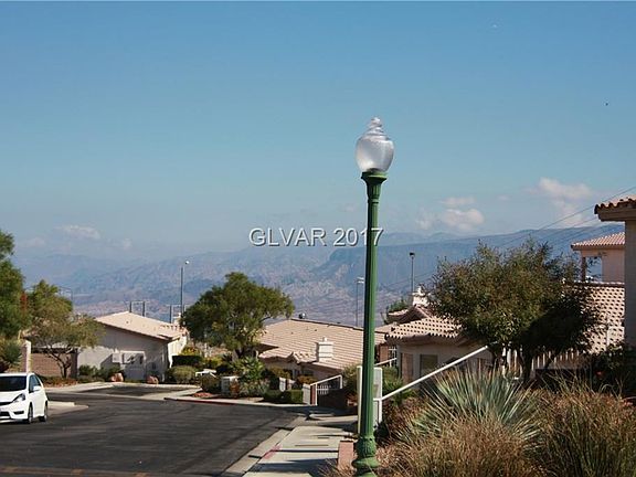 4th image of 233 Big Horn Dr #7A