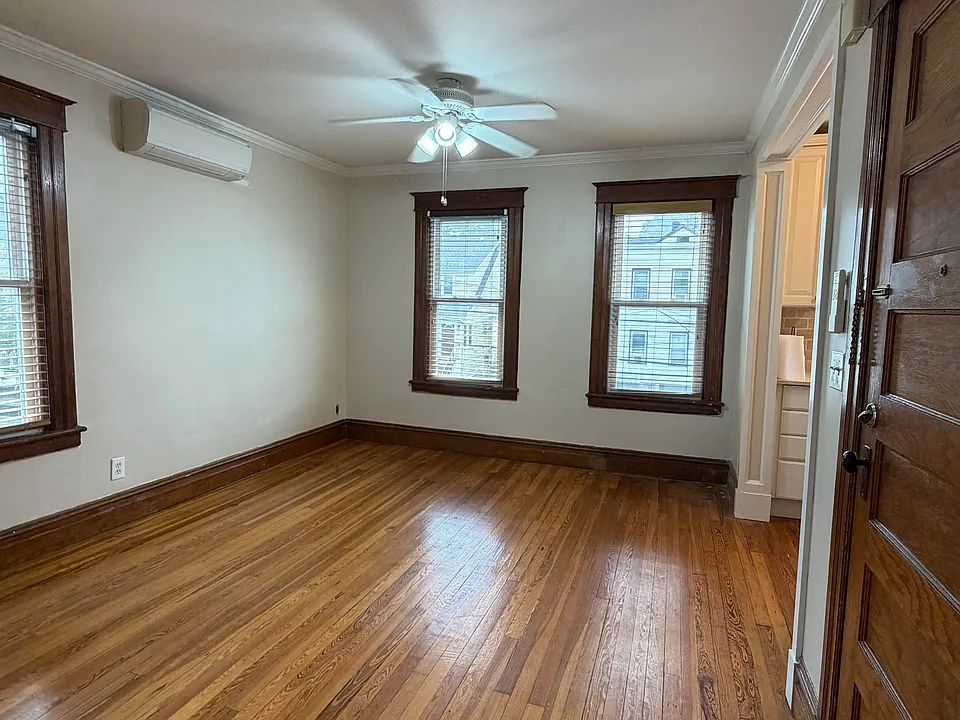 70 Glover Ave #2