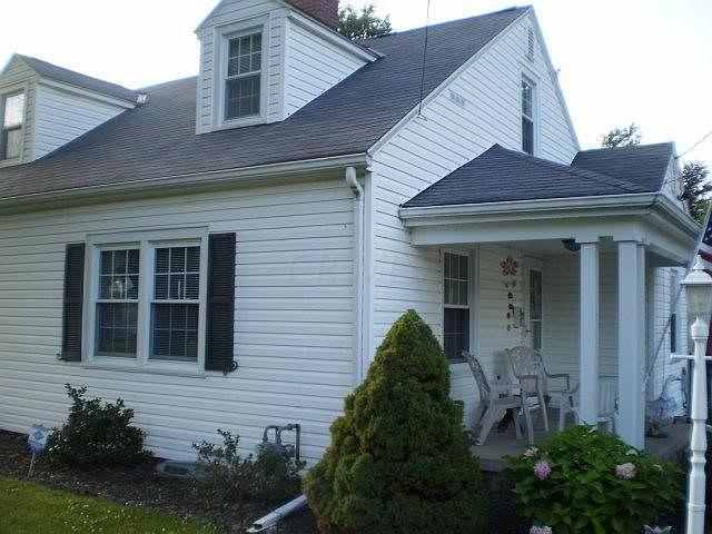1st image of 378 Moull St