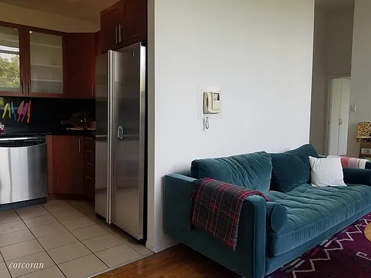 Rented by Corcoran | media 2