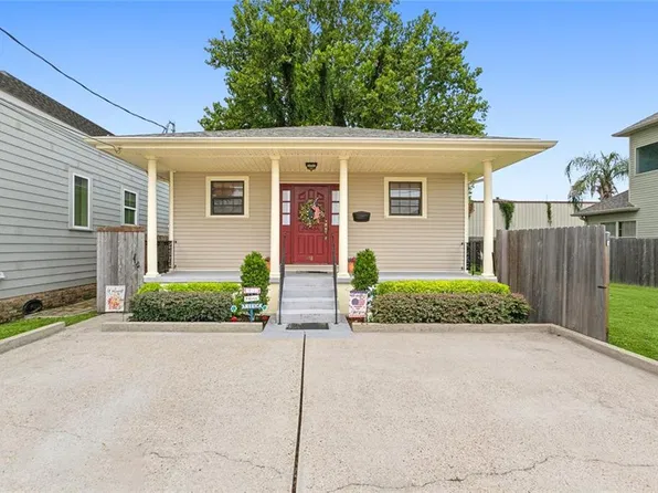 418 Newton St, Gretna, LA 70053