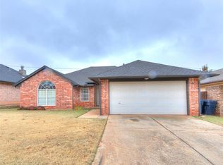 17311 Valley Pl, Edmond, OK 73012