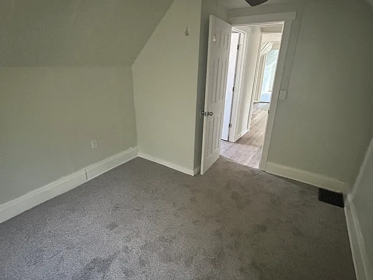 506 Maple St #3 — Photo 9