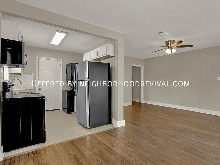 3238 Walnut Grove Rd — Photo 16