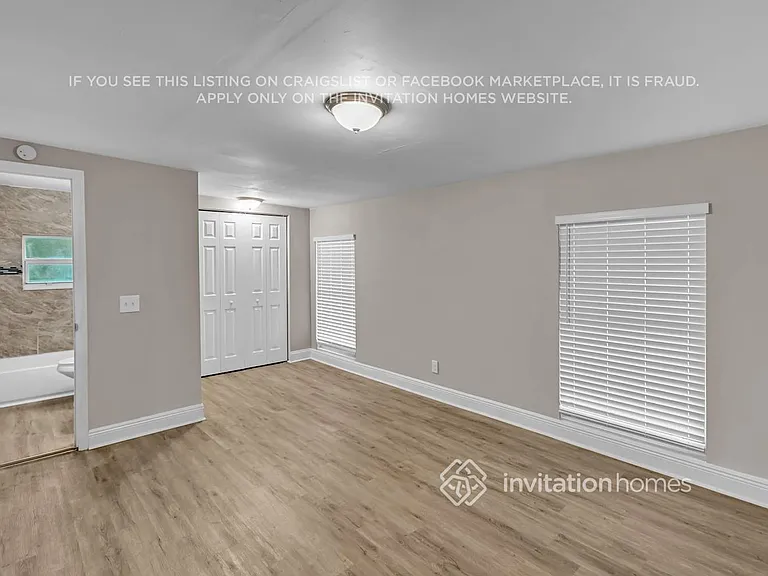 330 Washington Ave — Photo 13