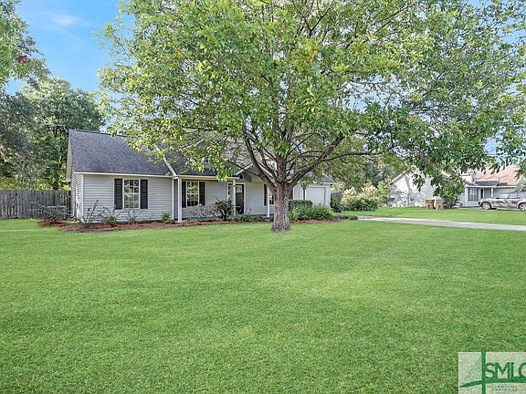 3rd image of 121 Brittany Lane