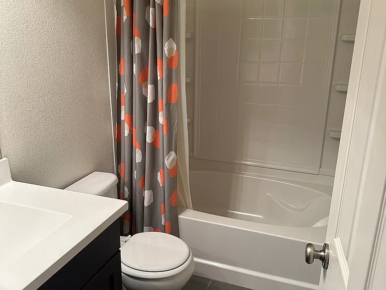 1153 Martin Luther King Dr — Photo 3