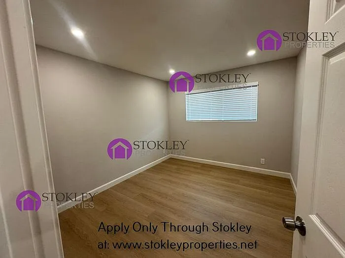 6346 Escallonia Dr — Photo 16