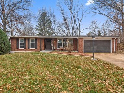 363 Greenbriar Ln, Ballwin, MO, 63011