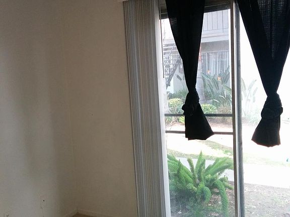 5th image of 2014 E Evergreen St