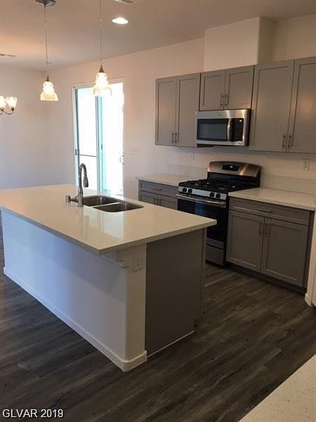 2nd image of 1526 Tilman Ln