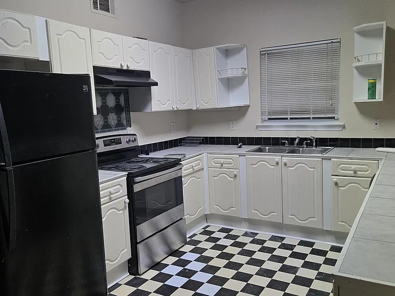 156 Red Bank Rd #A — Photo 17