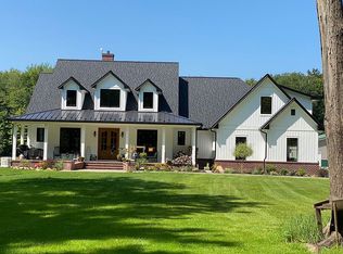 10540 Kile Rd, Chardon, OH 44024