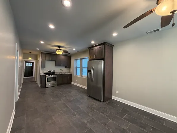 701 N Saint Louis Ave, Chicago, IL 60624