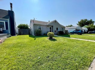 17075 Smith St, Riverview, MI 48193