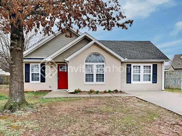 916 Red Feather Trl, Murfreesboro, TN 37128