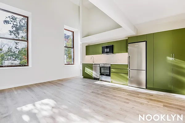 Rented by Nooklyn NYC LLC | media 44