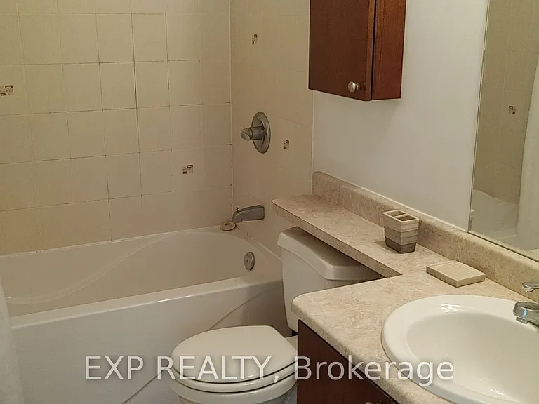 200 Rideau St #1002 — Photo 15